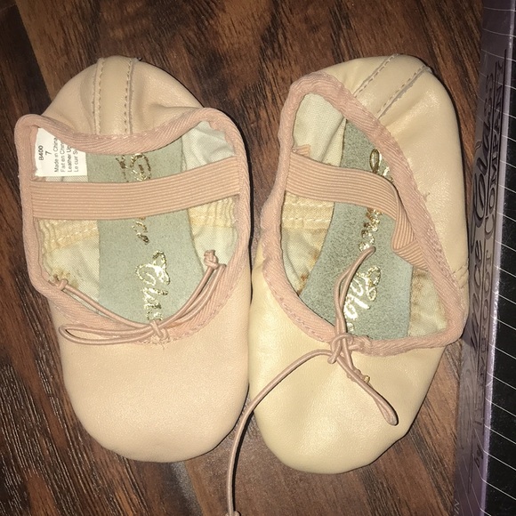 24 pair ballet shoes. Super Discount to resell. Buy them all!!! - Picture 5 of 9